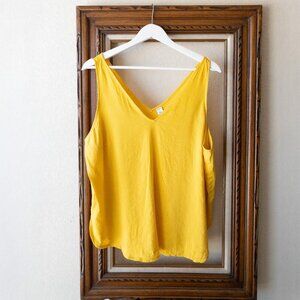 Old Navy Top Sz L Yellow Sleeveless VNeck Side Split Hem Flowy Breezy Boho
